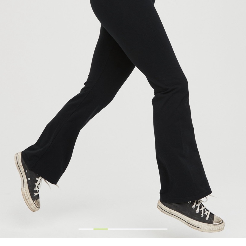 Aerie Highwaisted Black Flare Leggings XL NWOT